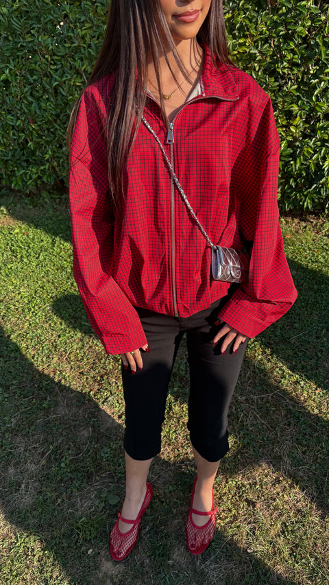 VESTE ROUGE À CARREAUX