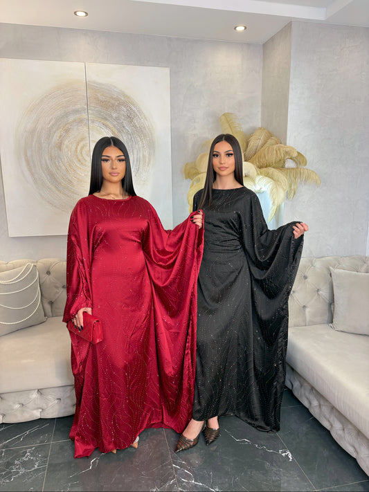 ROBE CINTRÉE À STRASS