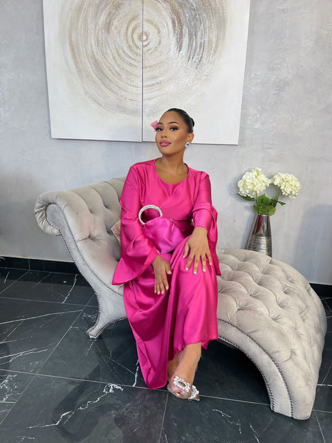 Robe longue ceinturée princesse Inès