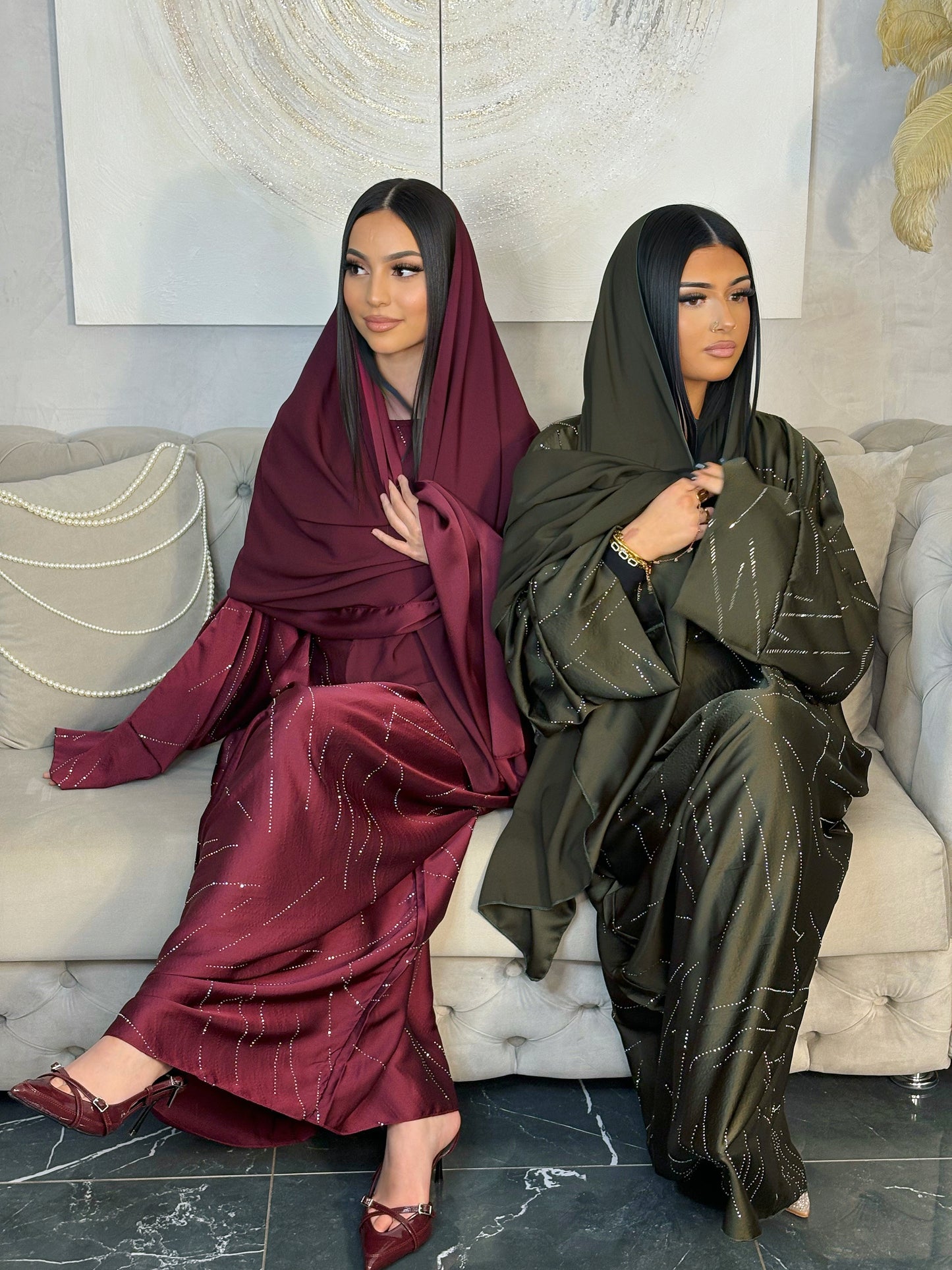 ABAYA A STRASS CINTREE AVEC VOILE