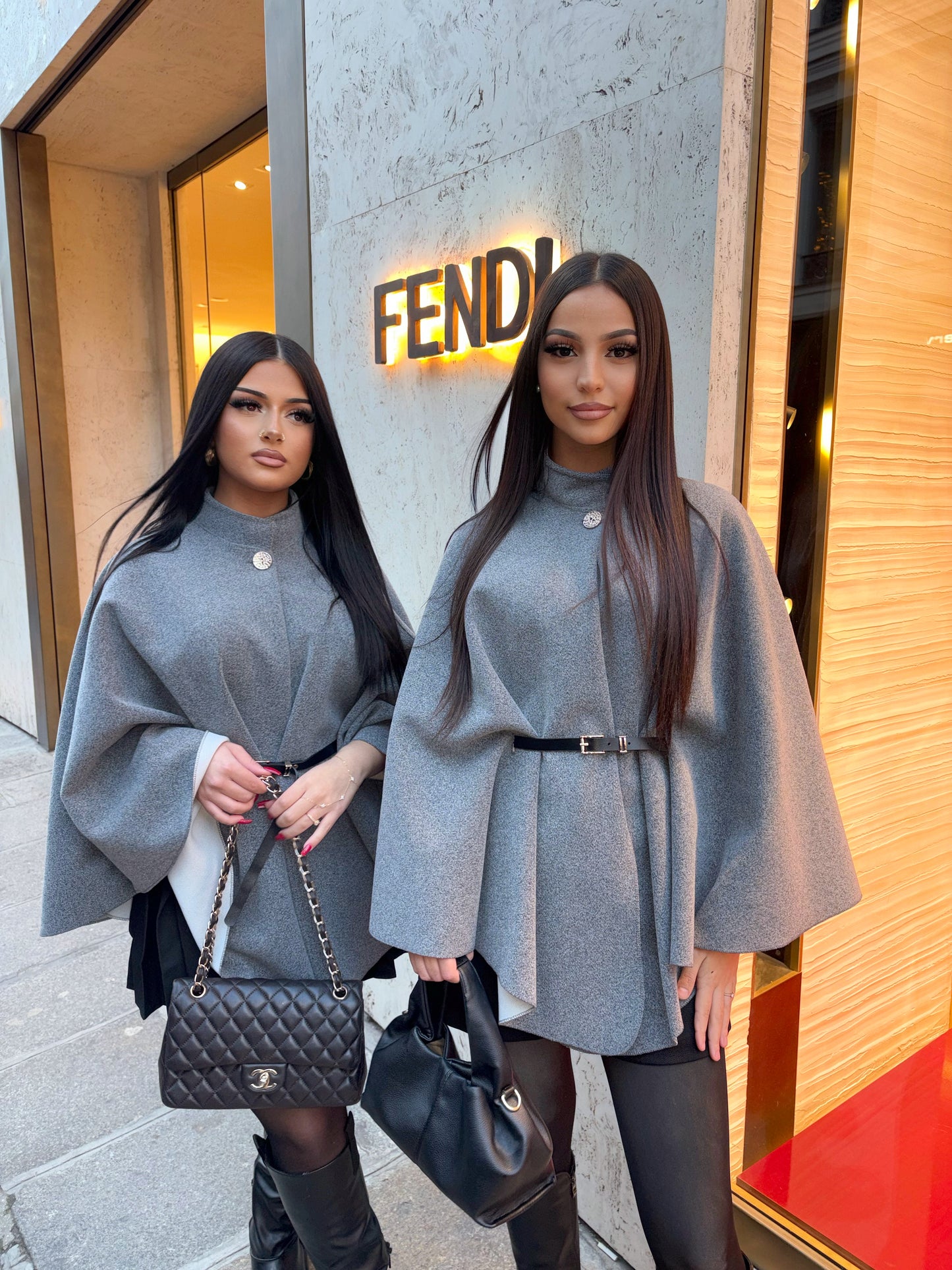 VESTE CAPE PRINCESSE HANA GRIS