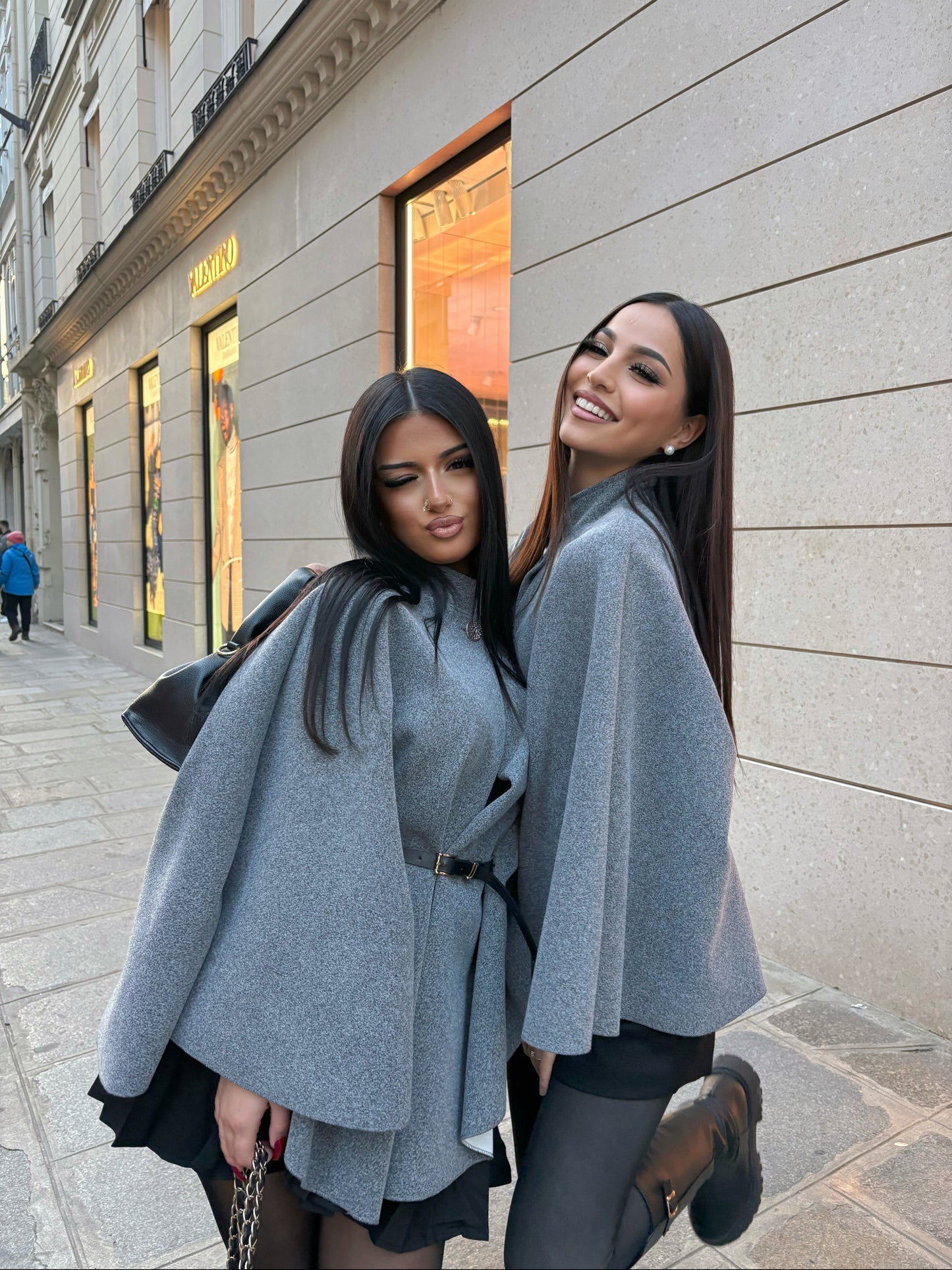 VESTE CAPE PRINCESSE HANA GRIS