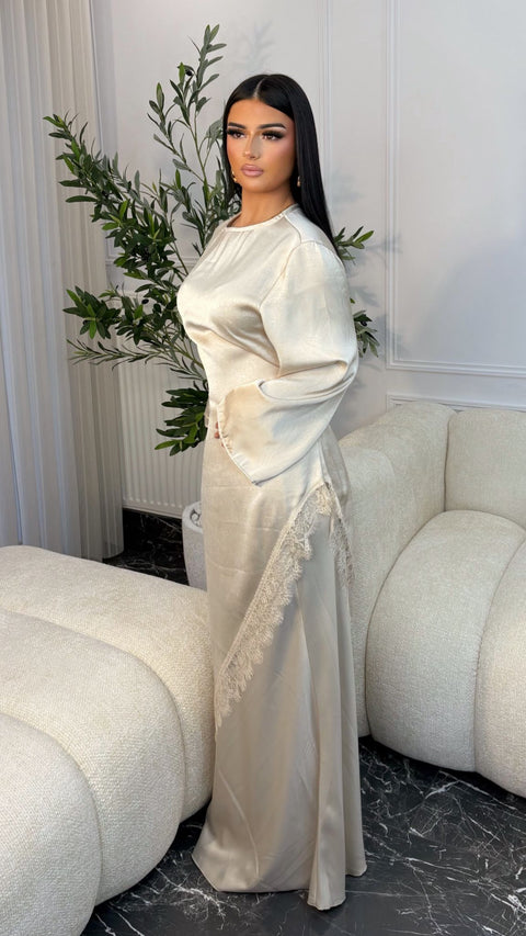 ENSEMBLE DENTELLE BEIGE